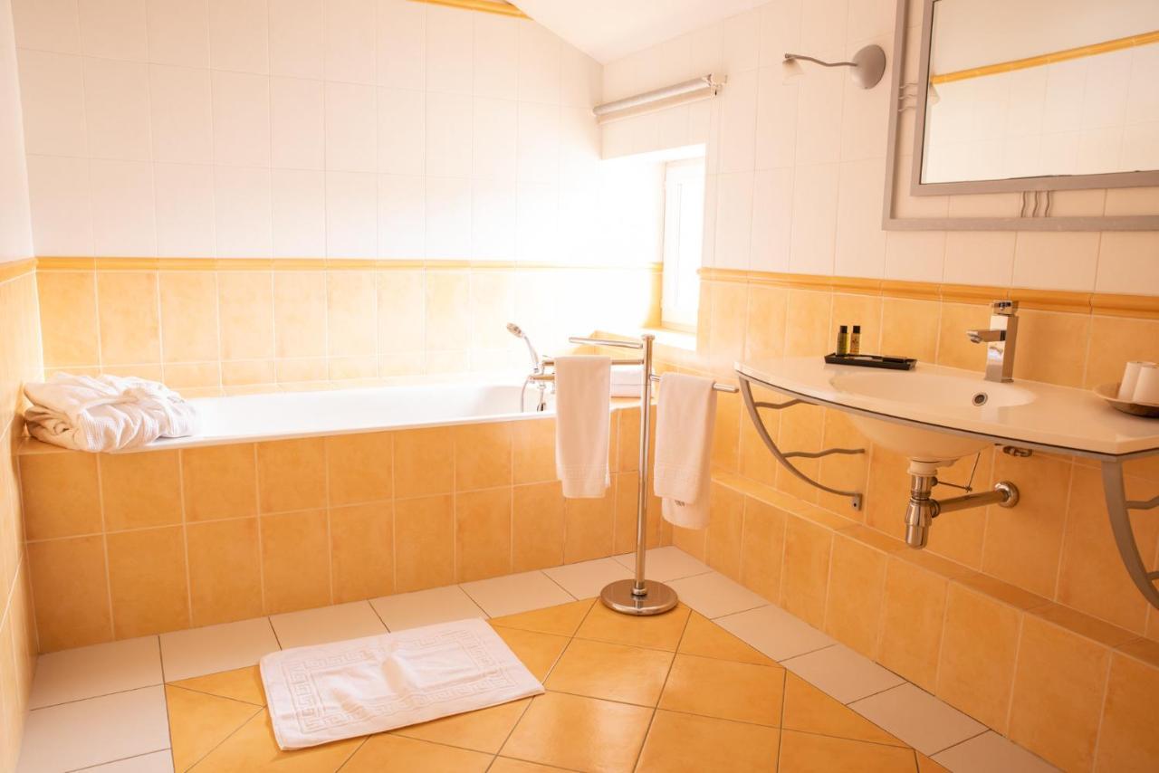 Hotel Bellevue Puy-lʼÉvêque Zewnętrze zdjęcie