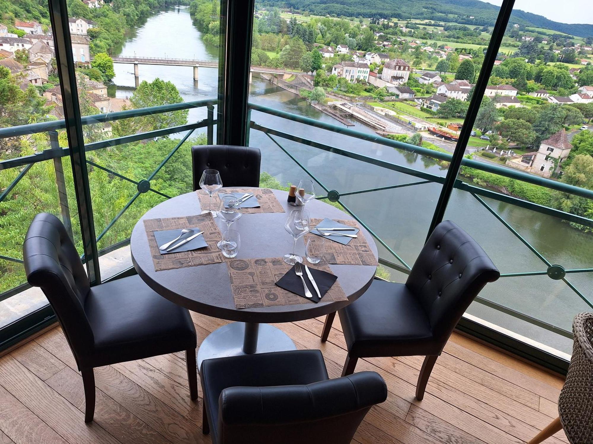 Hotel Bellevue Puy-lʼÉvêque Zewnętrze zdjęcie