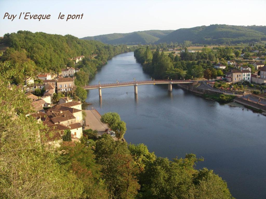 Hotel Bellevue Puy-lʼÉvêque Zewnętrze zdjęcie